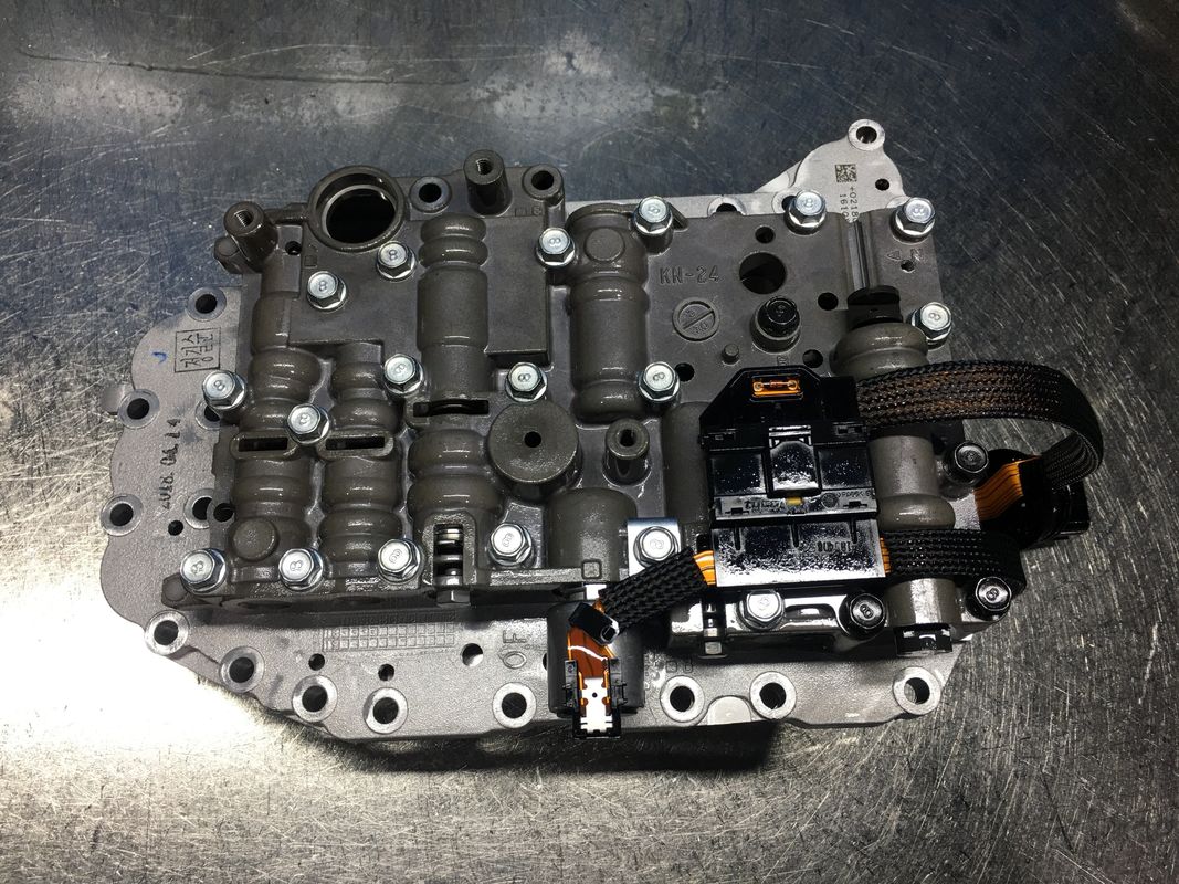 K2500 A4CF1 Transmission Valve Body OEM NO 4621023000 4621023020 for Hyundai Kia Parts