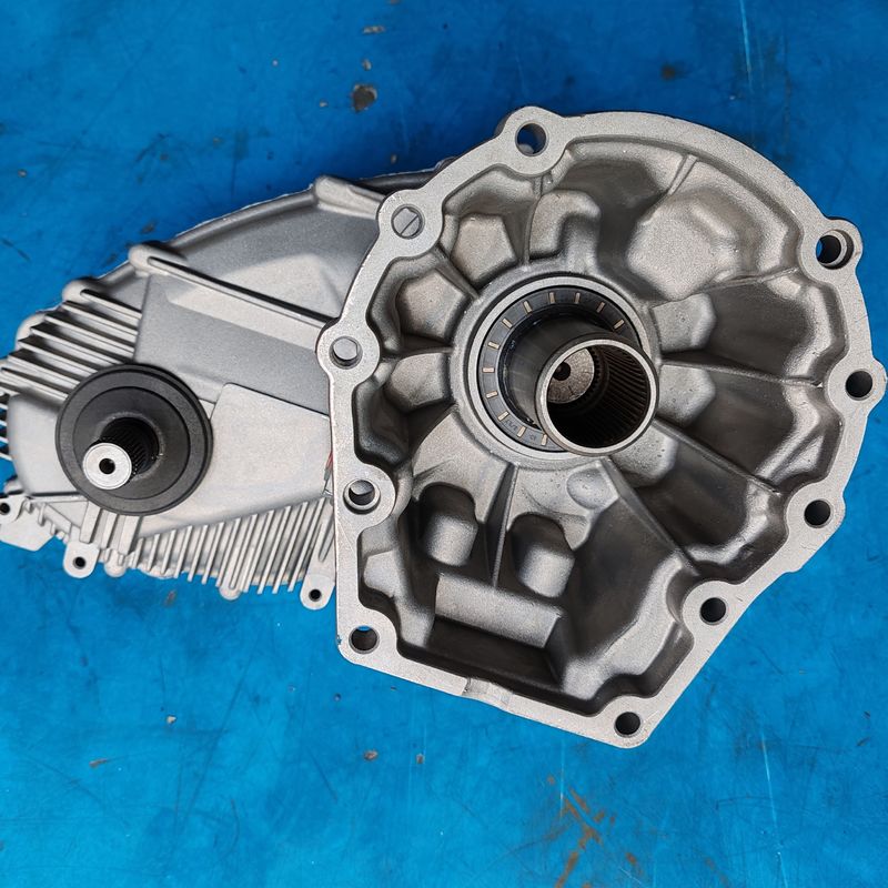 Porsche Cayenne 4.8T 8-Speed Gearbox Transfer Case Assembly Not Including Control Unit