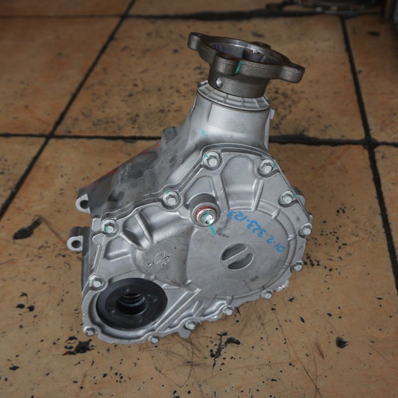 9L8Z7A103D 9L8Z7A103J Differential Transfer Case For Mazda CX9 6F35 Automatic Chassis System Used