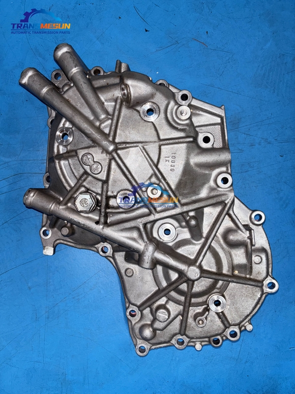 The rear cover of the K114 CVT transmission housing has five fixing holes, which are suitable for the 2019 model of Toyota C-HR