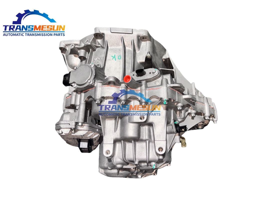 The 6DCT250 1.6L remanufactured transmission assembly is suitable for Ford Focus